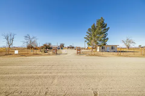 48823 100th St E, Lancaster, CA 93535 photo 1