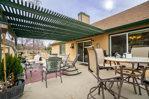 26961 Bear Valley Rd, Tehachapi, CA 93561 photo 30