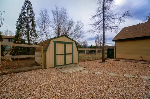 26961 Bear Valley Rd, Tehachapi, CA 93561 photo 31