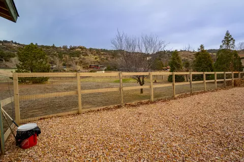 26961 Bear Valley Rd, Tehachapi, CA 93561 photo 32