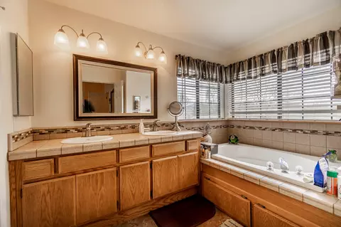 26961 Bear Valley Rd, Tehachapi, CA 93561 photo 19