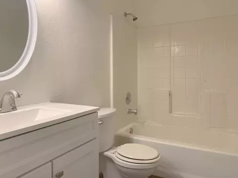 2134 Balmont St, Lancaster, CA 93536 photo 14