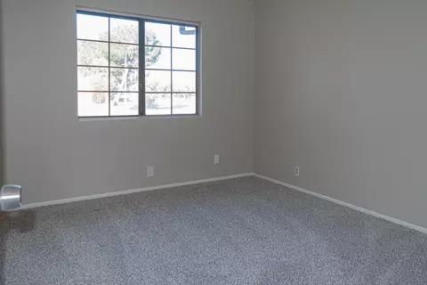 2134 Balmont St, Lancaster, CA 93536 photo 12