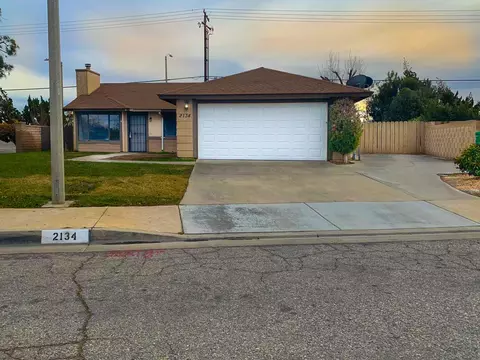 2134 Balmont St, Lancaster, CA 93536 photo 1