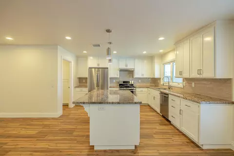 42917 Normandy Ln, Lancaster, CA 93536 photo 9