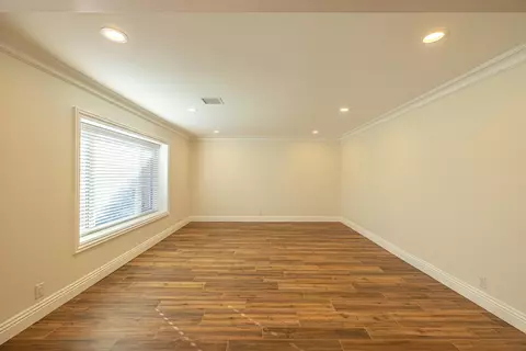 42917 Normandy Ln, Lancaster, CA 93536 photo 6