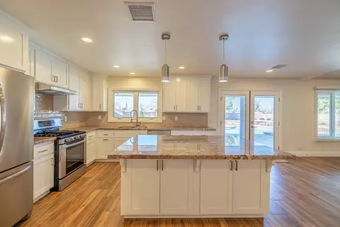 42917 Normandy Ln, Lancaster, CA 93536 photo 10