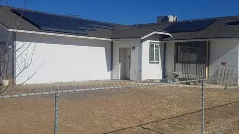 13470 Gulf St, North Edwards, CA 93523 photo 2