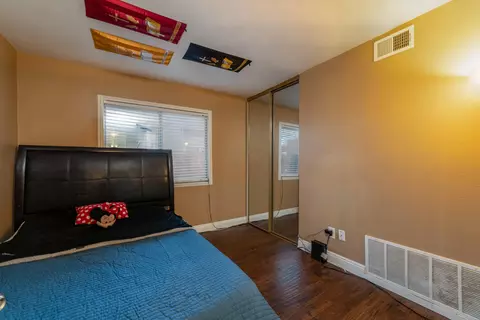 39446 Avignon Ln, Palmdale, CA 93551 photo 9