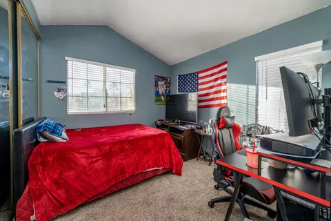 39446 Avignon Ln, Palmdale, CA 93551 photo 10