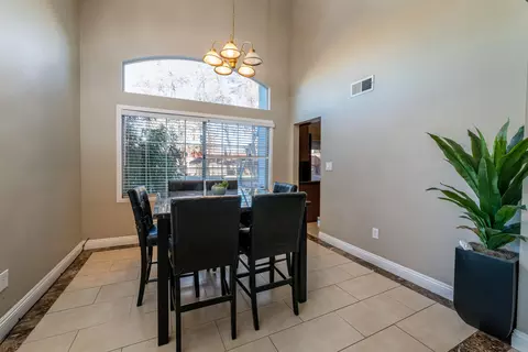 39446 Avignon Ln, Palmdale, CA 93551 photo 6