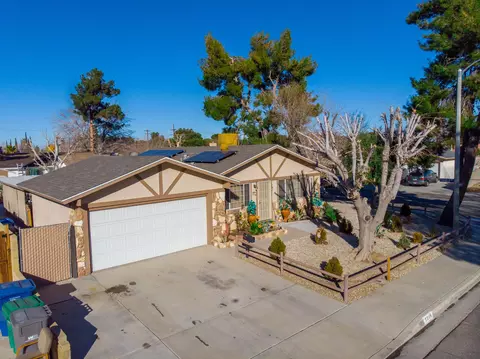 1349 Avenue J1 E, Lancaster, CA 93535 photo 2