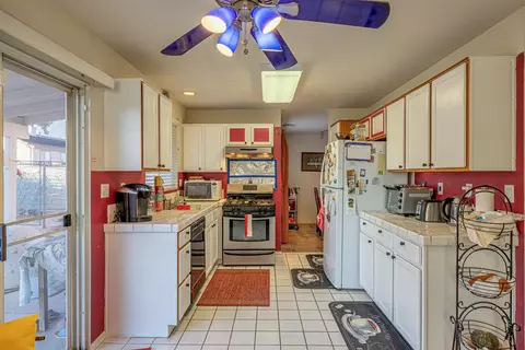 36717 45th St E St, Palmdale, CA 93552 photo 10