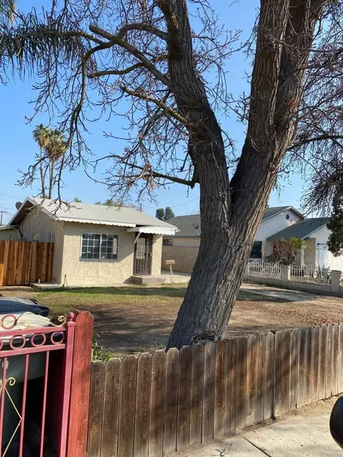 314 Palm Ave, Wasco, CA 93280 photo 2