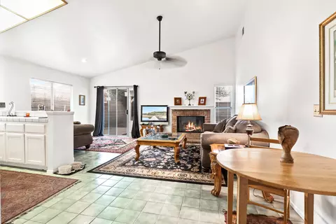 44657 Cerisa St, Lancaster, CA 93535 photo 11