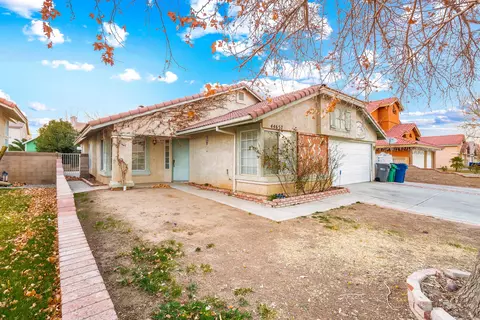 44657 Cerisa St, Lancaster, CA 93535 photo 3