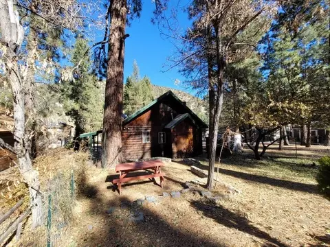 1475 Ross St, Wrightwood, CA 92397 photo 4