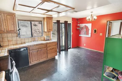 33365 Hubbard Rd, Acton, CA 93510 photo 9