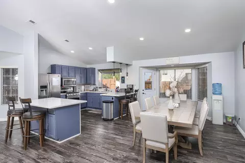 37424 Windsor Ct, Palmdale, CA 93550 photo 8
