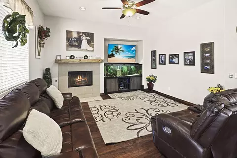 44841 Shad St, Lancaster, CA 93536 photo 11