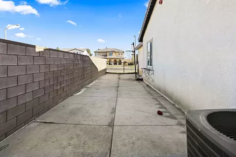 44841 Shad St, Lancaster, CA 93536 photo 21