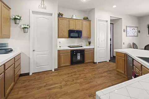44841 Shad St, Lancaster, CA 93536 photo 5