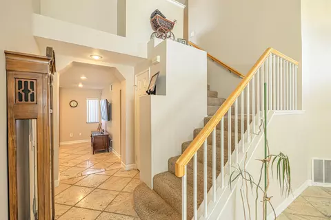 44569 Stonebridge Ln, Lancaster, CA 93536 photo 8