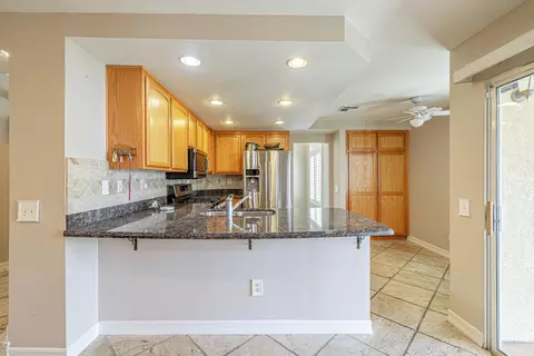 44569 Stonebridge Ln, Lancaster, CA 93536 photo 12