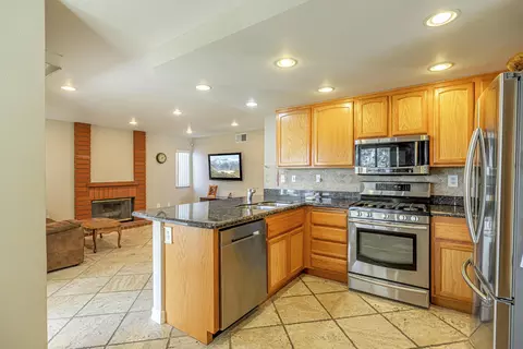 44569 Stonebridge Ln, Lancaster, CA 93536 photo 13
