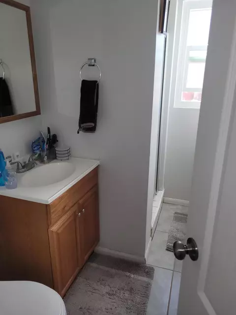 43747 Beech Ave, Lancaster, CA 93534 photo 5