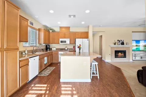 7036 Lyric Ave, Lancaster, CA 93536 photo 8