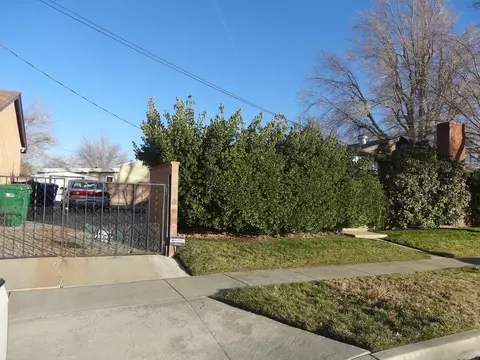 403 Avenue J15 E, Lancaster, CA 93535 photo 2