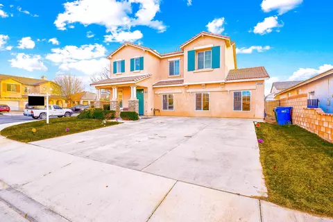 2534 Norberry St E, Lancaster, CA 93535 photo 1