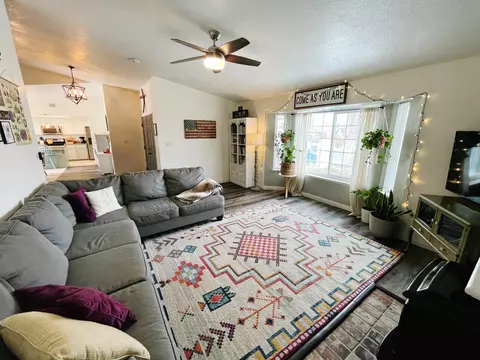 1380 Tanglewood Dr, Tehachapi, CA 93561 photo 5