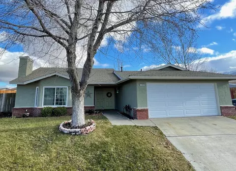 1380 Tanglewood Dr, Tehachapi, CA 93561 photo 1