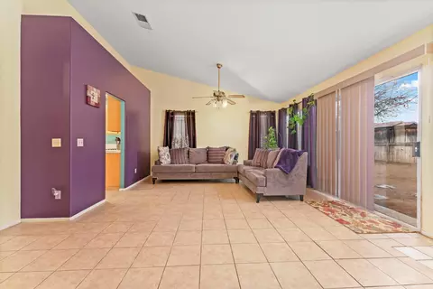 42456 Butterscotch Ln, Lancaster, CA 93536 photo 9