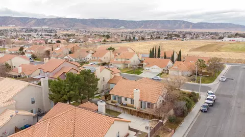 42456 Butterscotch Ln, Lancaster, CA 93536 photo 30