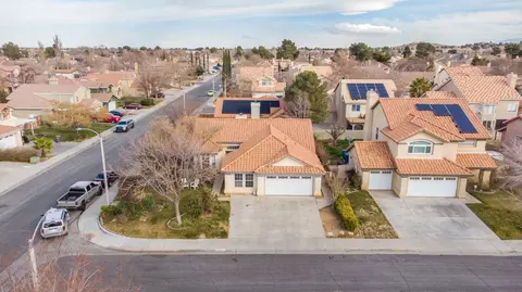 42456 Butterscotch Ln, Lancaster, CA 93536 photo 3