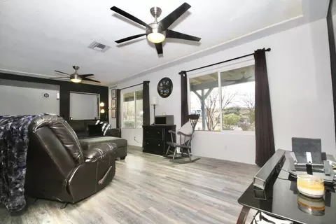 7237 Juniper Rd, Joshua Tree, CA 92252 photo 9