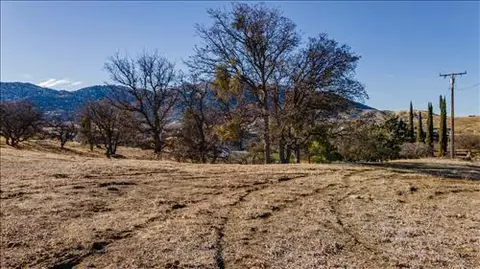 19801 Hi Ct, Tehachapi, CA 93561 photo 7