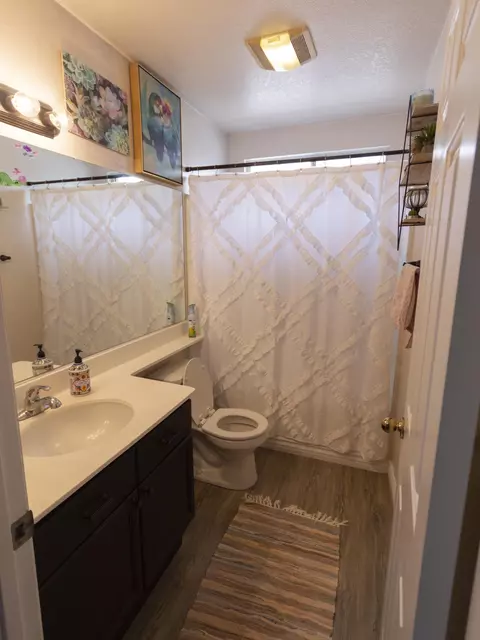 6814 Andover Ave, Lancaster, CA 93536 photo 25