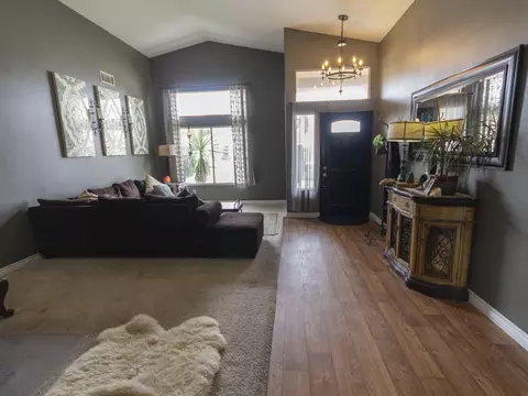 6814 Andover Ave, Lancaster, CA 93536 photo 6