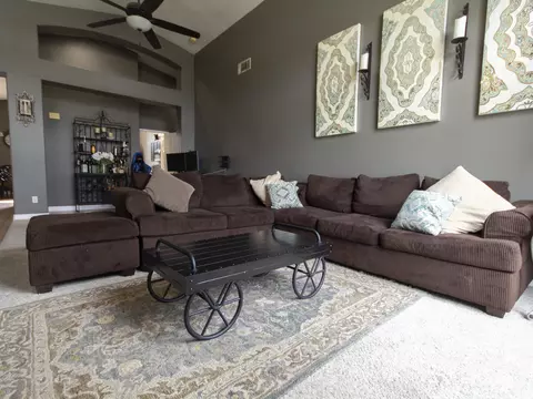 6814 Andover Ave, Lancaster, CA 93536 photo 5