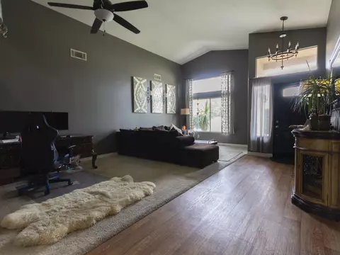 6814 Andover Ave, Lancaster, CA 93536 photo 7
