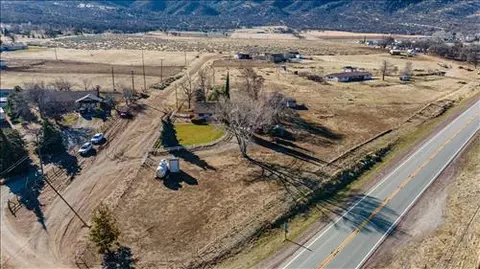 21136 State Hwy 202, Tehachapi, CA 93561 photo 3