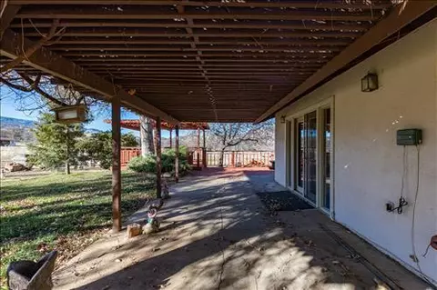 21136 State Hwy 202, Tehachapi, CA 93561 photo 23