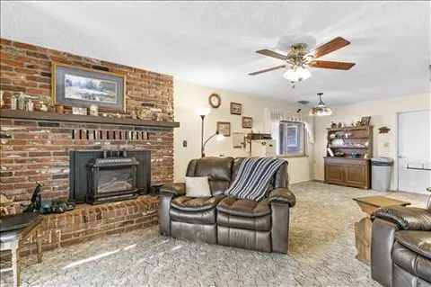 21136 State Hwy 202, Tehachapi, CA 93561 photo 8
