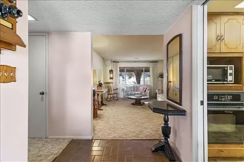 21136 State Hwy 202, Tehachapi, CA 93561 photo 4