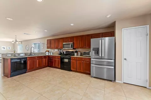 3012 Norberry St, Lancaster, CA 93535 photo 10
