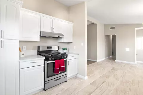 403 Lingard St E, Lancaster, CA 93535 photo 9